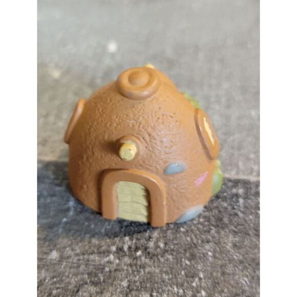 Yowle brown mini hot house Cactus toy figure - Picture 3 of 4